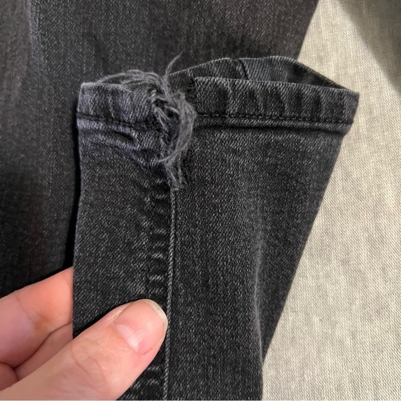 Old Navy Women's Gray Skinny Jeans - Picture 4 of 5